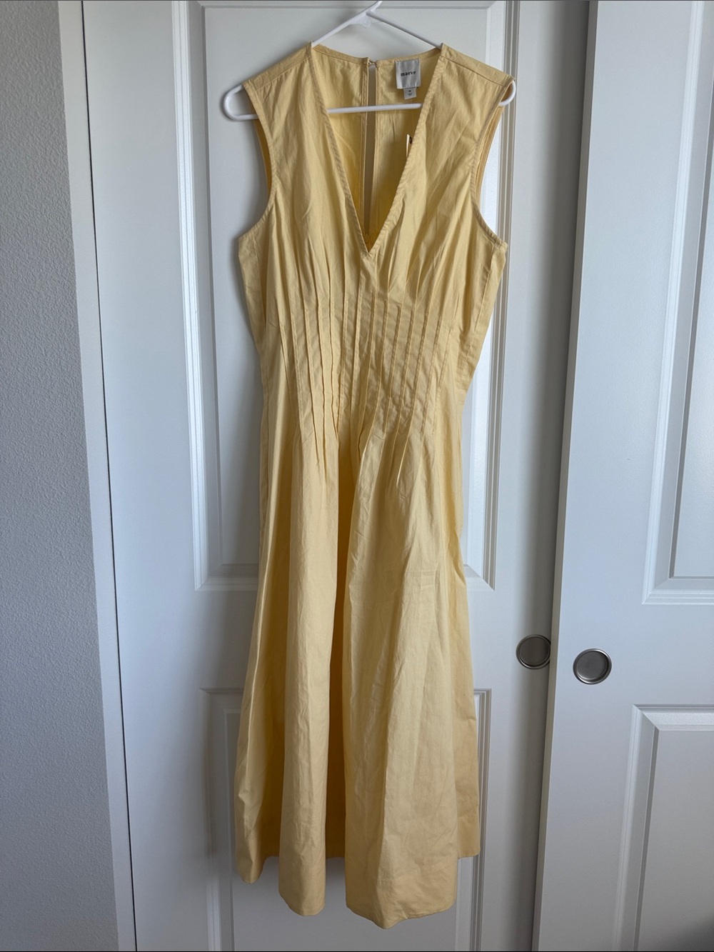 Maeve Hailey Sleeveless V-Neck Pintuck Midi Dress Butter Yellow Cotton